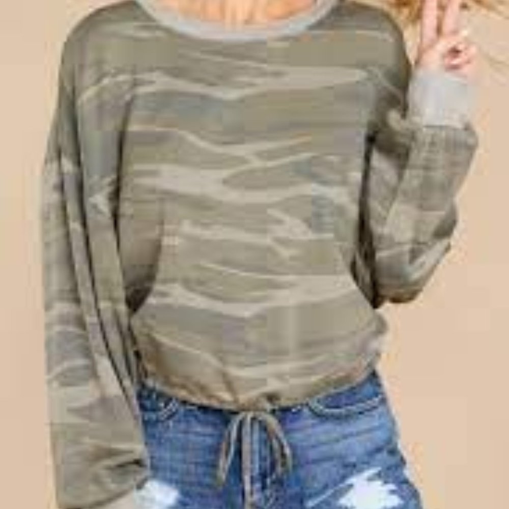 🆕Anthro Z Supply Sayde Camo Crew Long Sleeve Banded Tie Waist SHIPS SAME DAY‼️